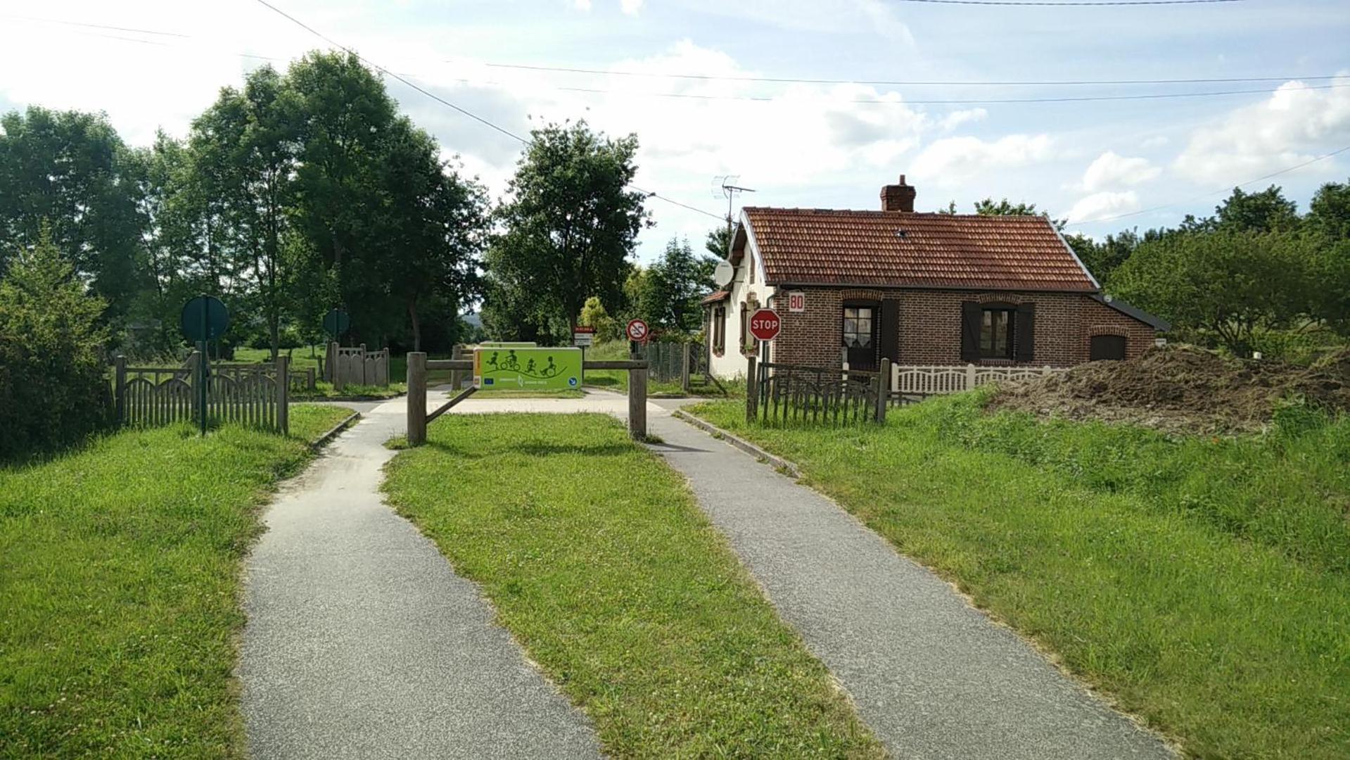 Le Refuge De Normandie Avec Spa Et Cheminee Mesnieres-en-Bray Luaran gambar