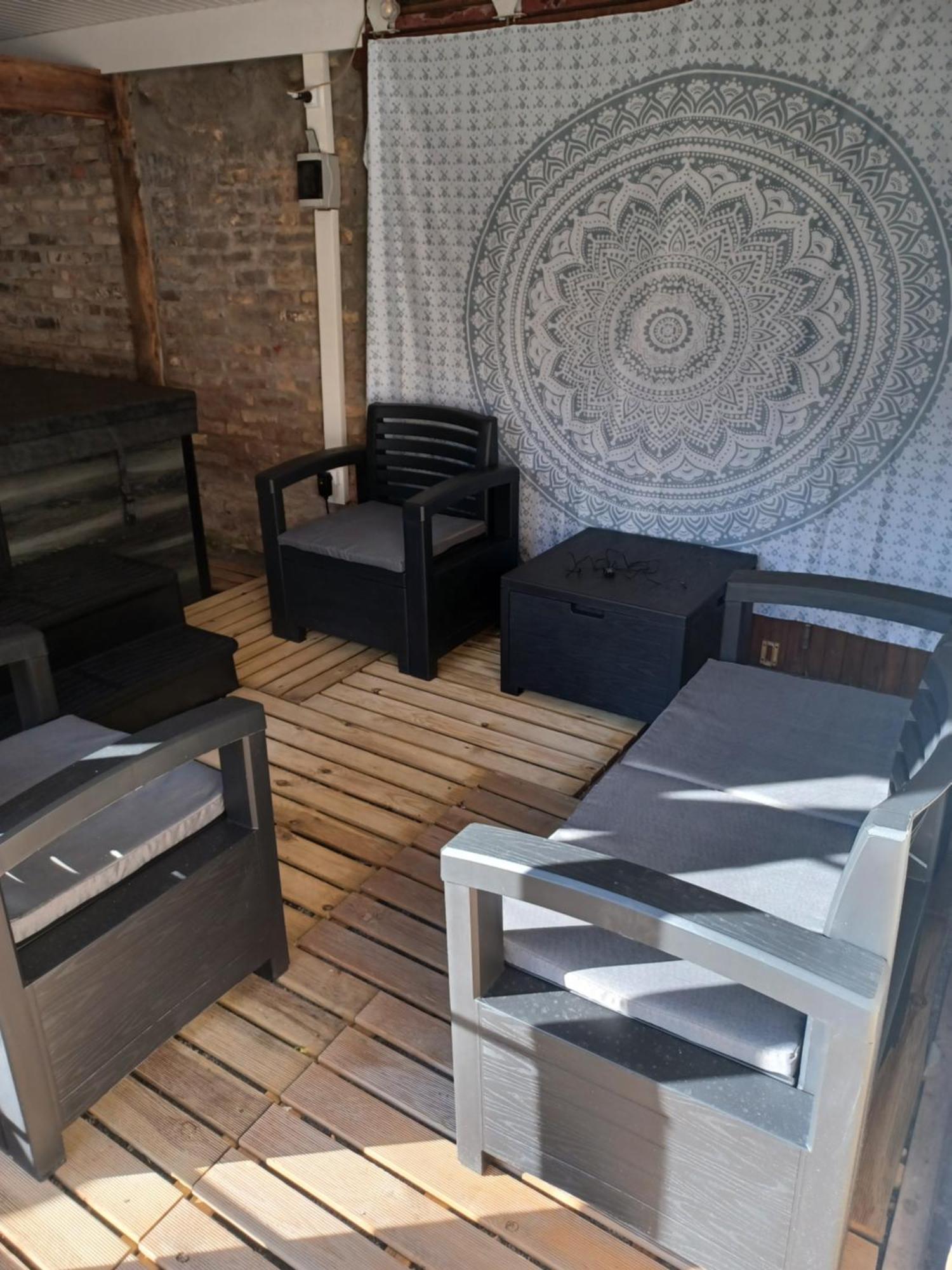 Le Refuge De Normandie Avec Spa Et Cheminee Mesnieres-en-Bray Luaran gambar